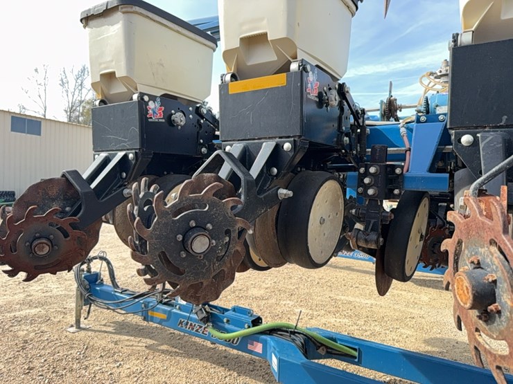kinze-3500-image-33