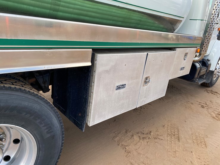 1999-international-4900-image-44