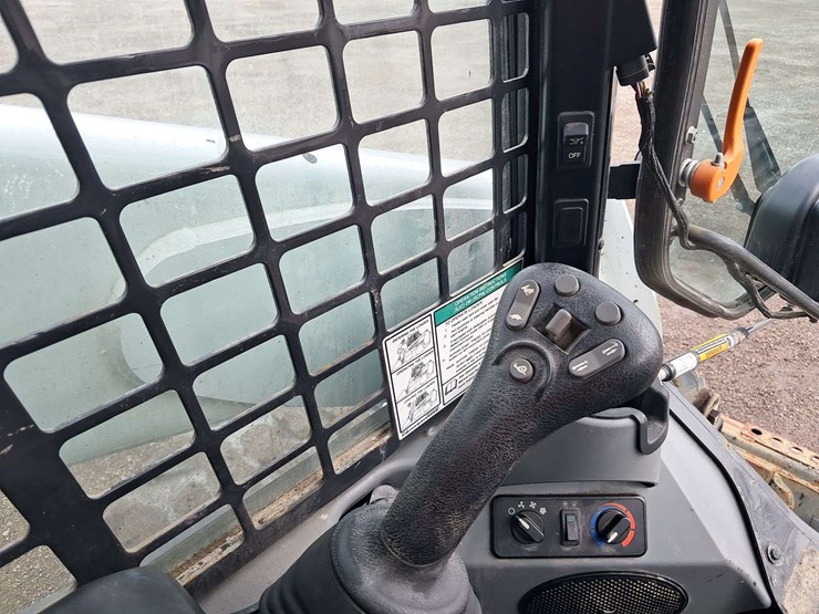 bobcat-s740-image-16