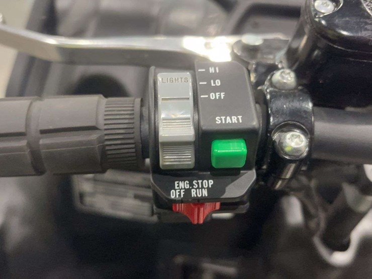 2020-argo-600-frontier-amphibious-6-wheeler-image-30