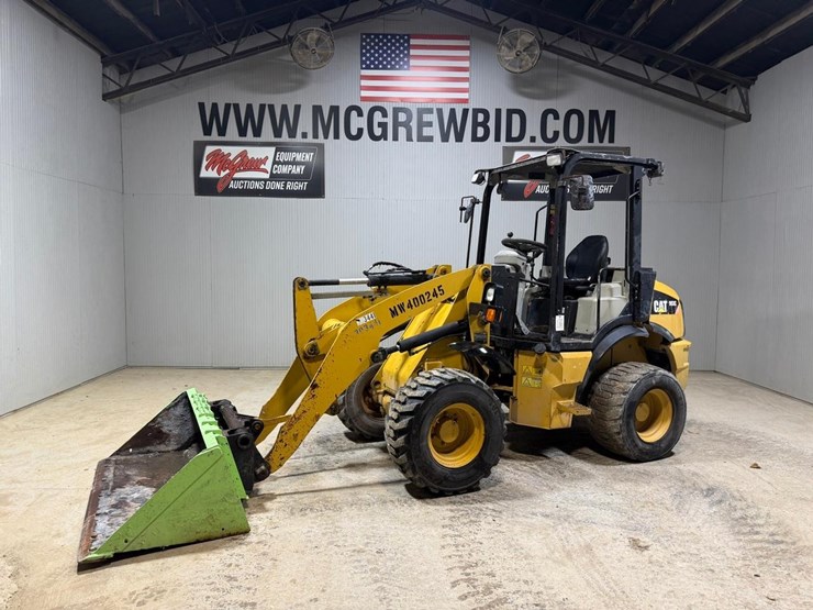 2015-caterpillar-903c-image-1