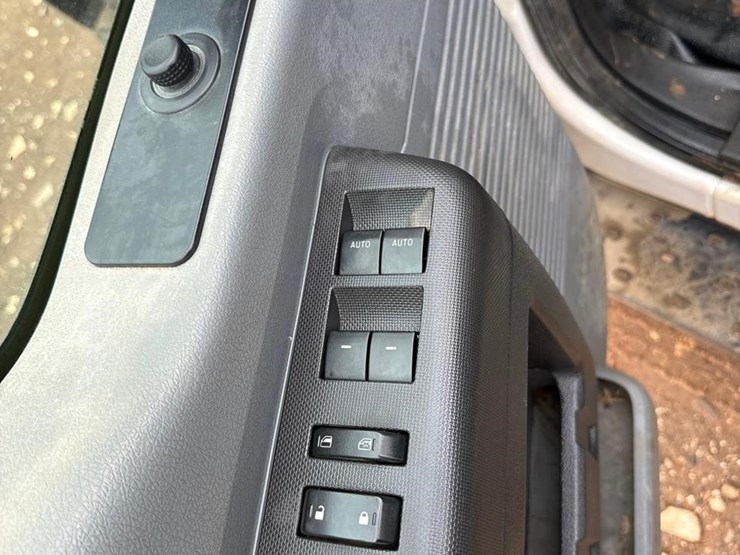 ford-f450-xl-image-14