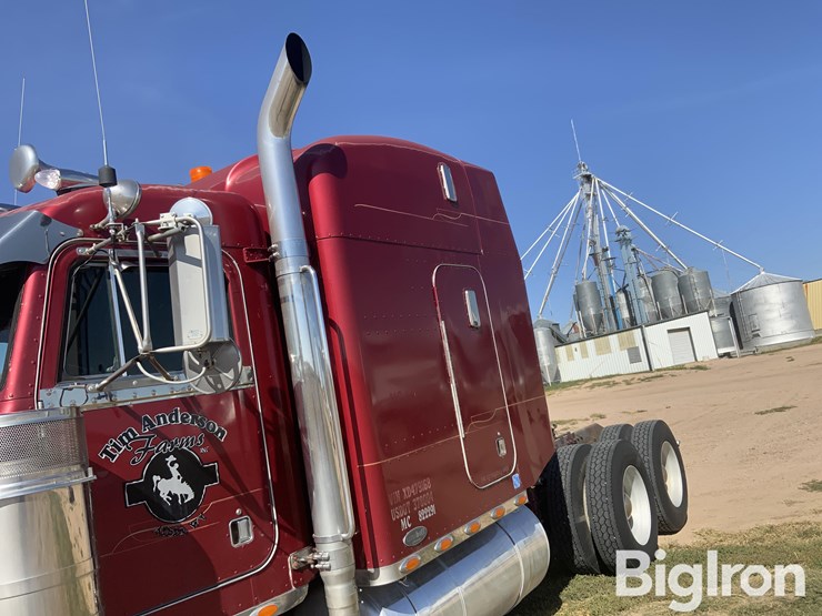 1999-peterbilt-379-image-11