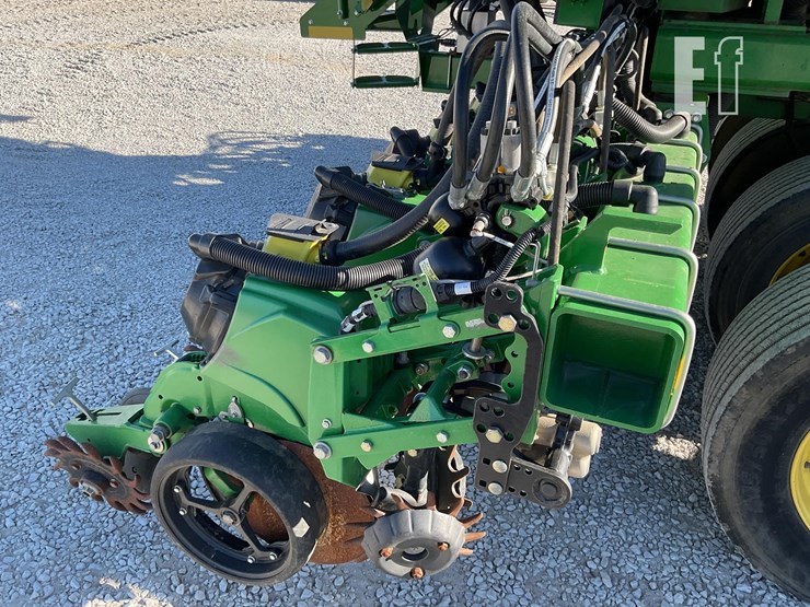 john-deere-db60-image-25