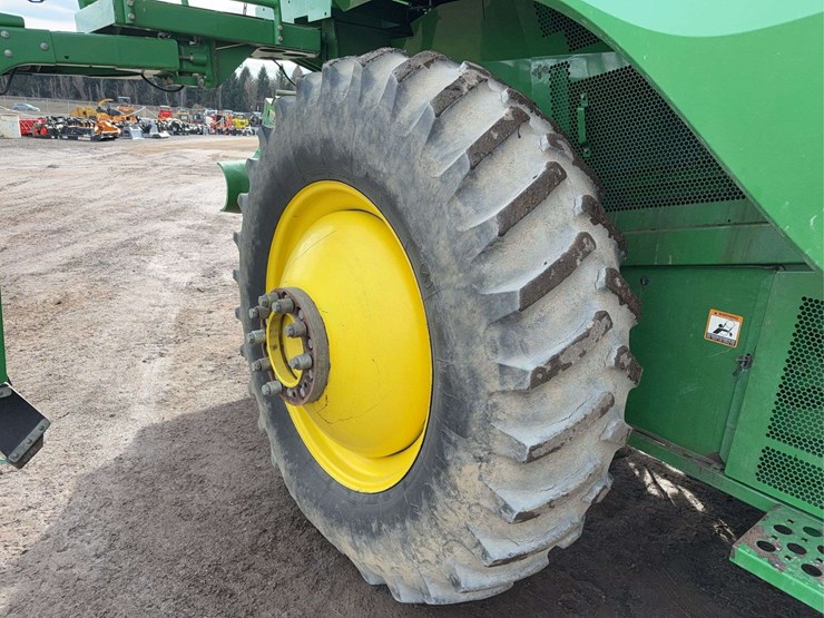 2013-john-deere-s670-image-7