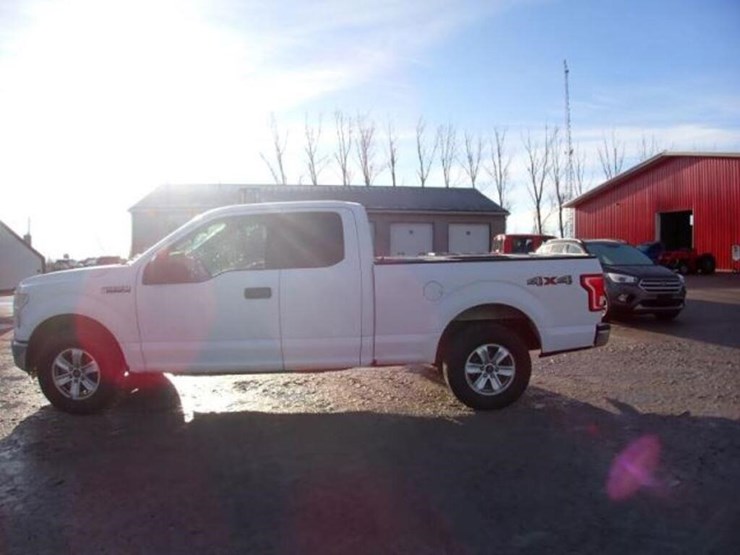 ford-f150-xlt-image-8