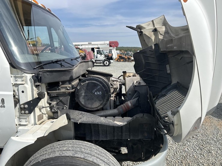 international-4000-image-78