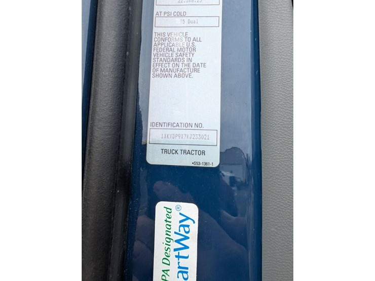 2019-kenworth-t680-image-29