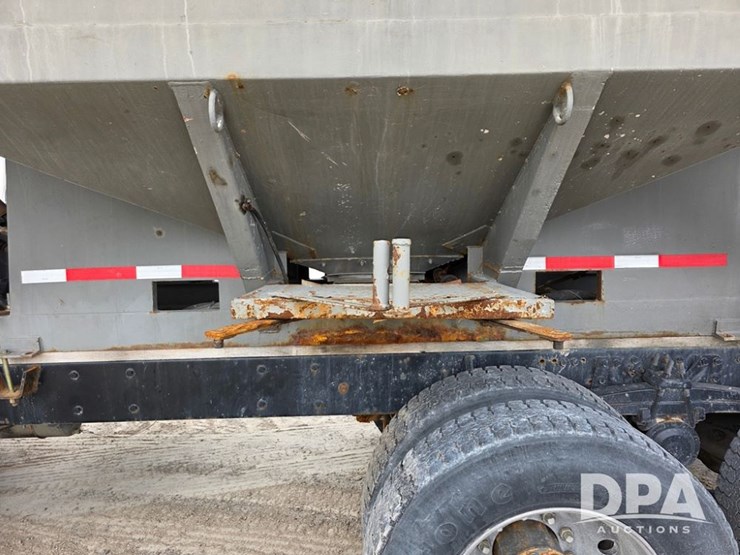 1990-kenworth-t600-image-6