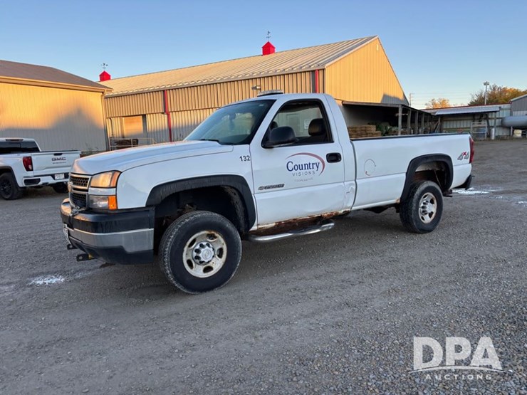 2006-chevrolet-2500hd-image-22