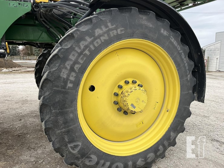 john-deere-r4038-image-6