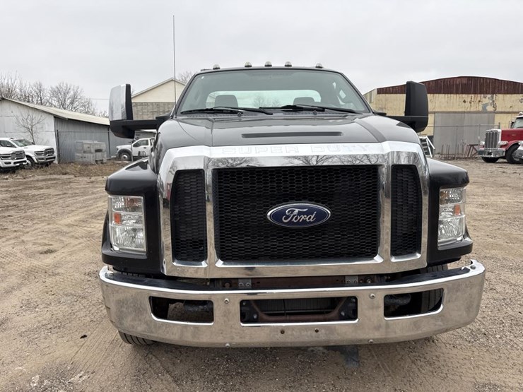 2007-ford-f650-image-8