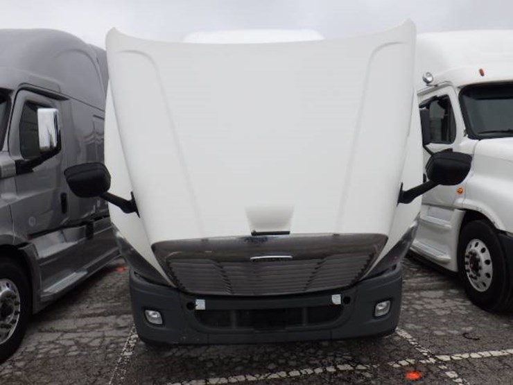 freightliner-cascadia-125-image-27