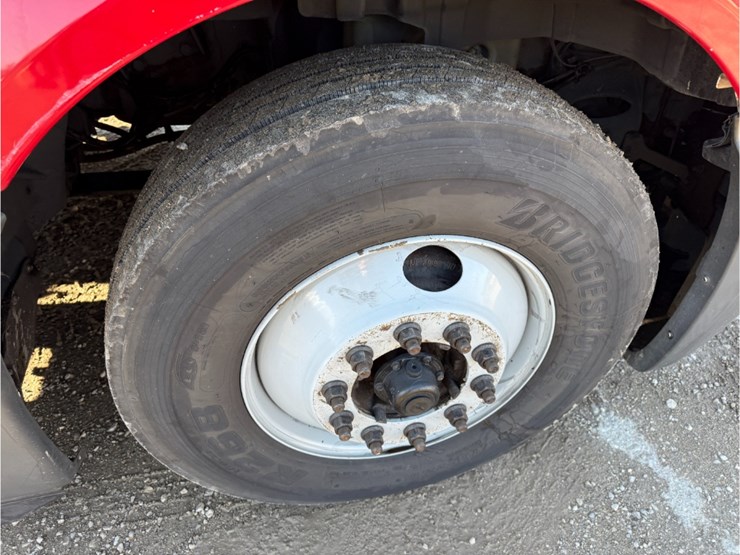 2019-international-lt-image-13