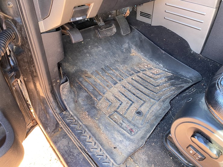 ford-f150-lariat-image-38