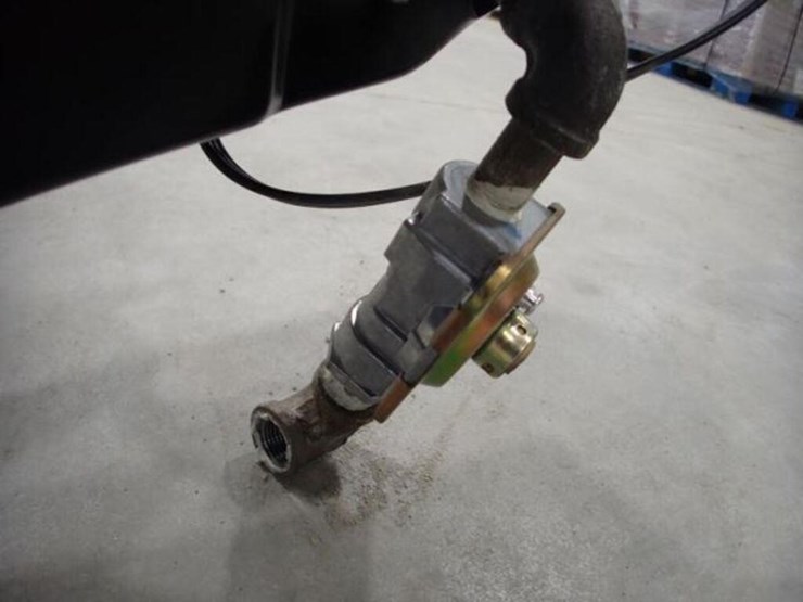 maytag-30-in.-x-21-in.-gas-glass-stove-top-image-9