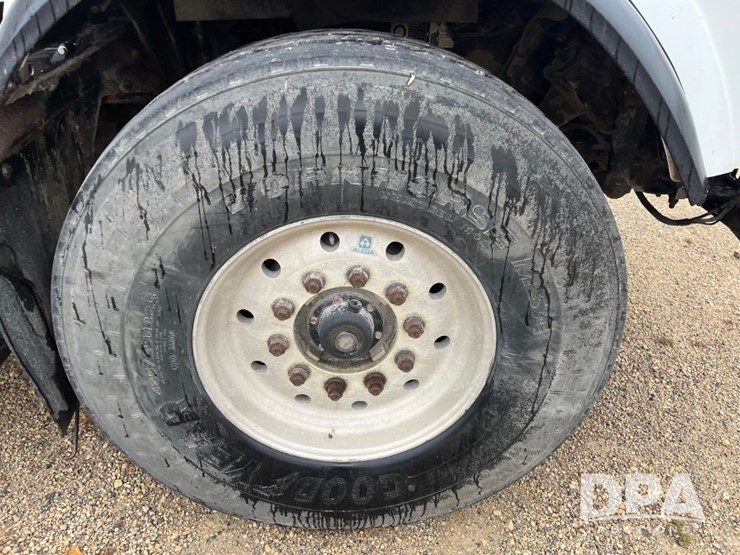 kenworth-t800-image-21