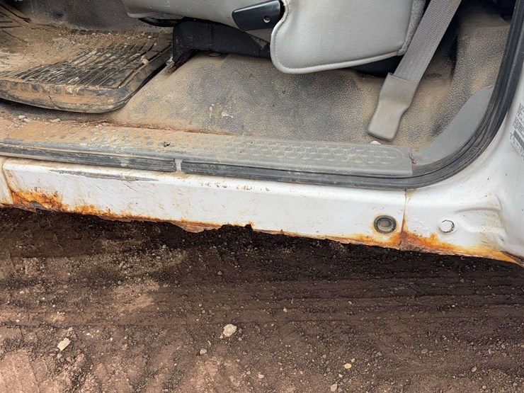 2004-ford-f350-image-25