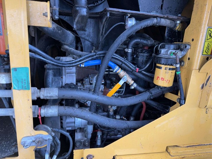 2006-caterpillar-930g-image-44