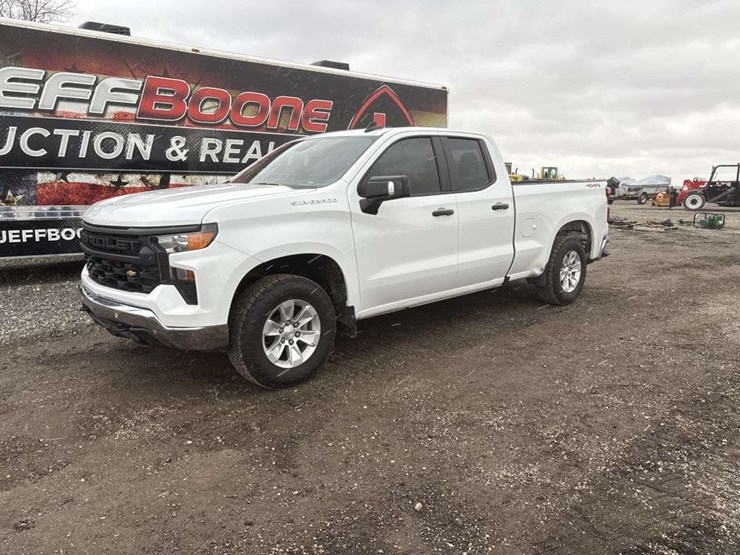 2024-chevrolet-1500-image-1