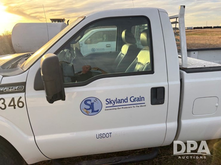 ford-f250-xl-image-18