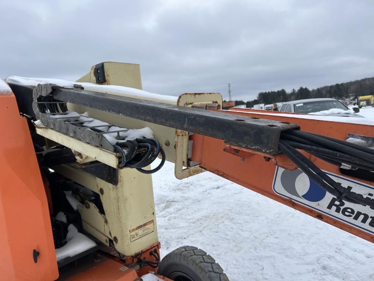 jlg-e300ajp-image-18