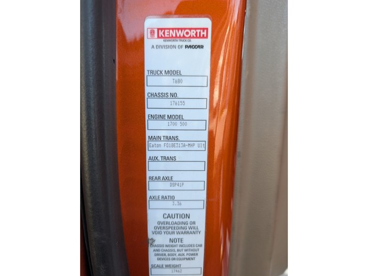 2017-kenworth-t680-image-30