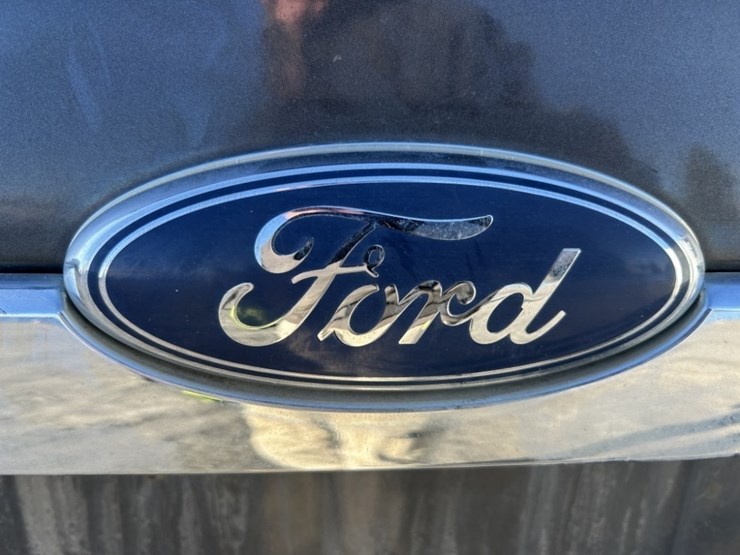 2007-ford-explorer-xlt-image-17