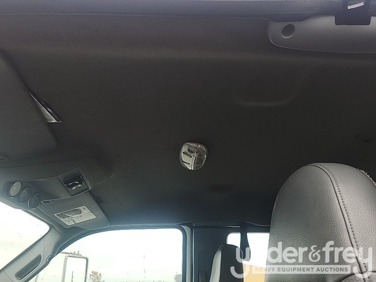 ford-f750-xl-image-18