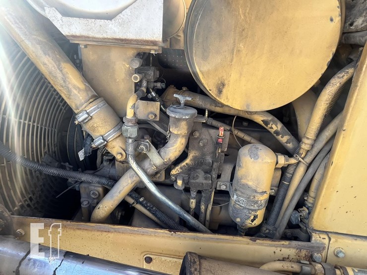 caterpillar-d6h-xl-image-51