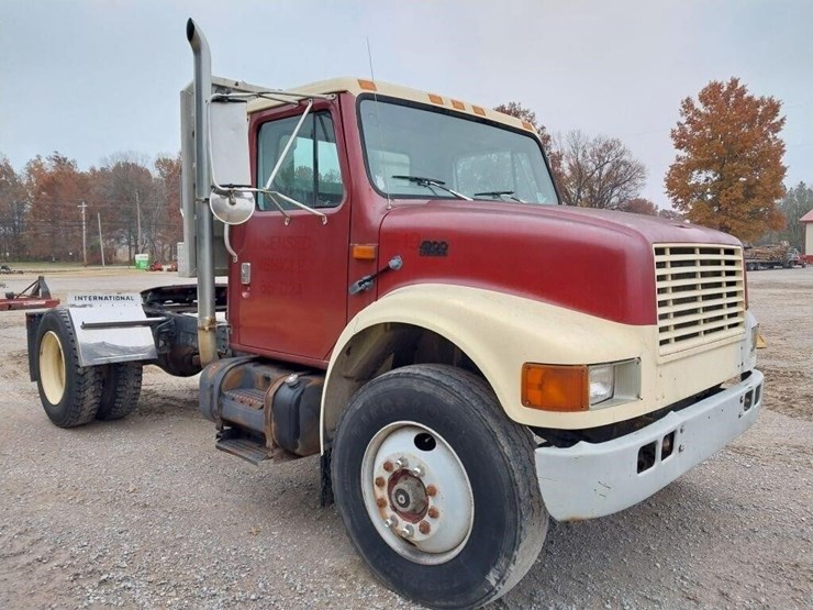 1994-international-9000-image-3