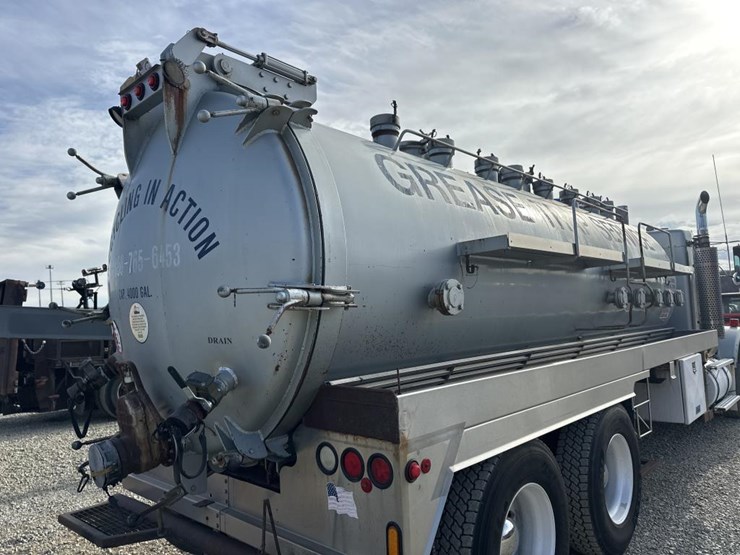 2005-kenworth-t800-image-15