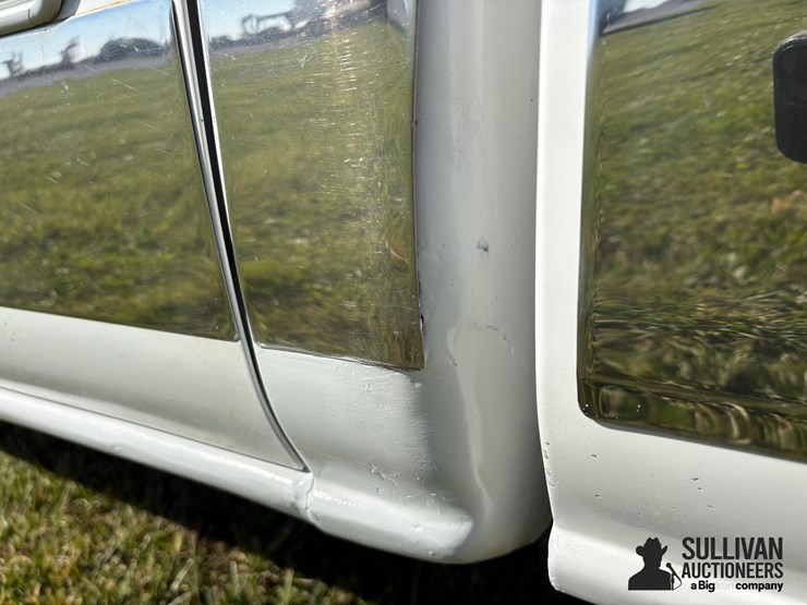 chevrolet-silverado-2500-image-11