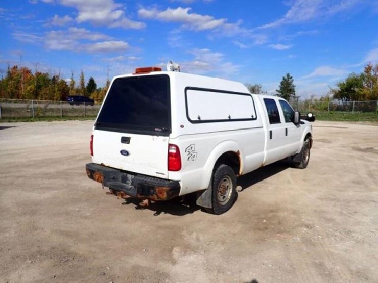 2012-ford-f250-xl-image-5