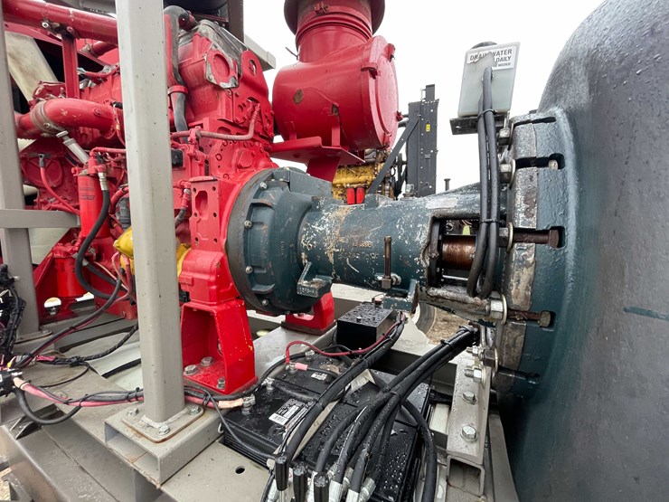 caterpillar-c15-image-40