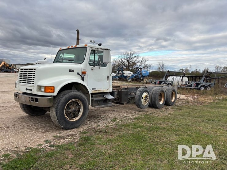 international-4900-image-17