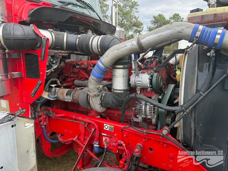 2013-kenworth-w900-image-14