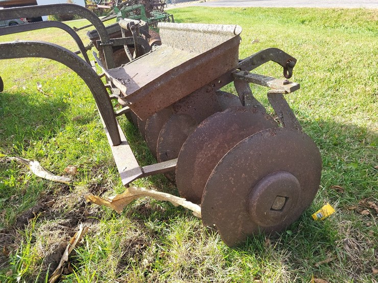 rolling-tractor-tandem-disk-image-12