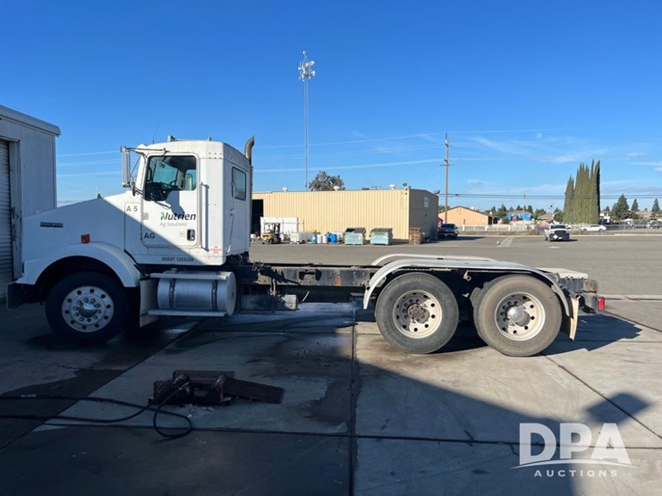 kenworth-t800-image-5