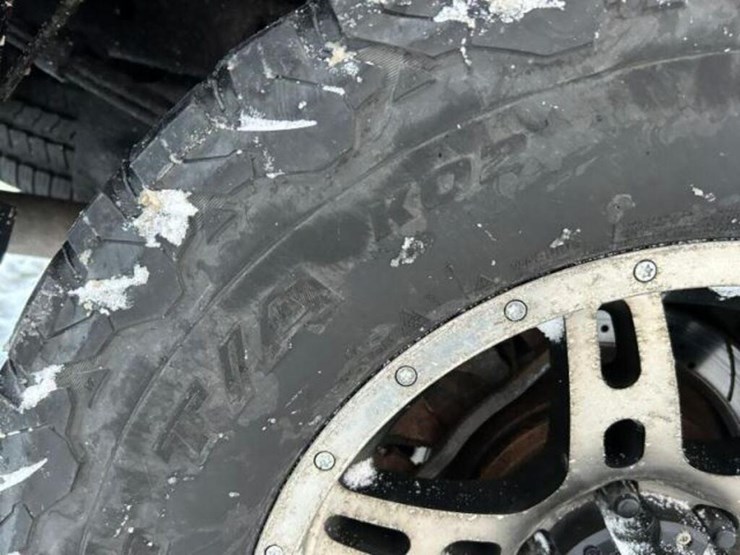 2012-ford-f150-xlt-image-60