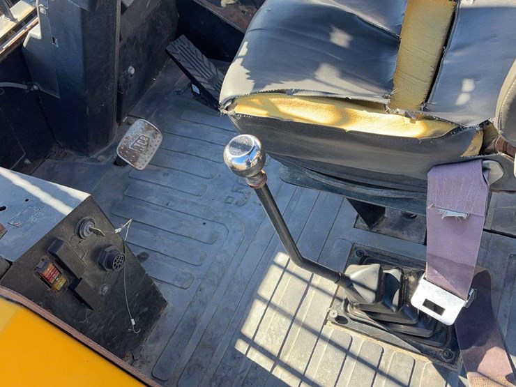 2015-jcb-930-image-26