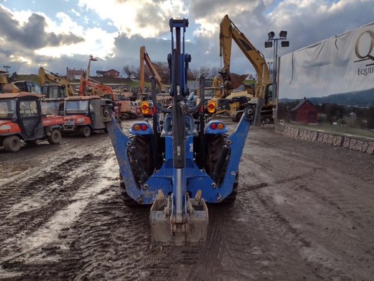 new-holland-boomer-37-image-4