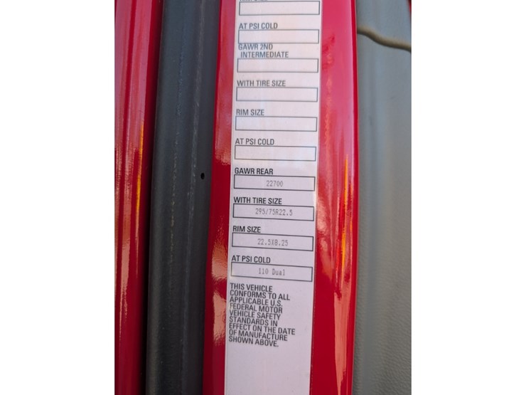 2019-kenworth-t680-image-27