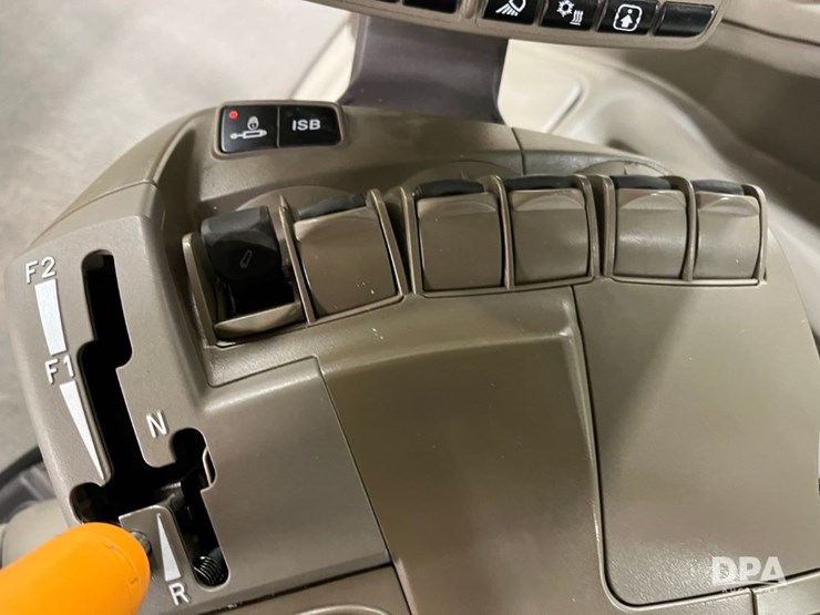 john-deere-8r-340-image-54