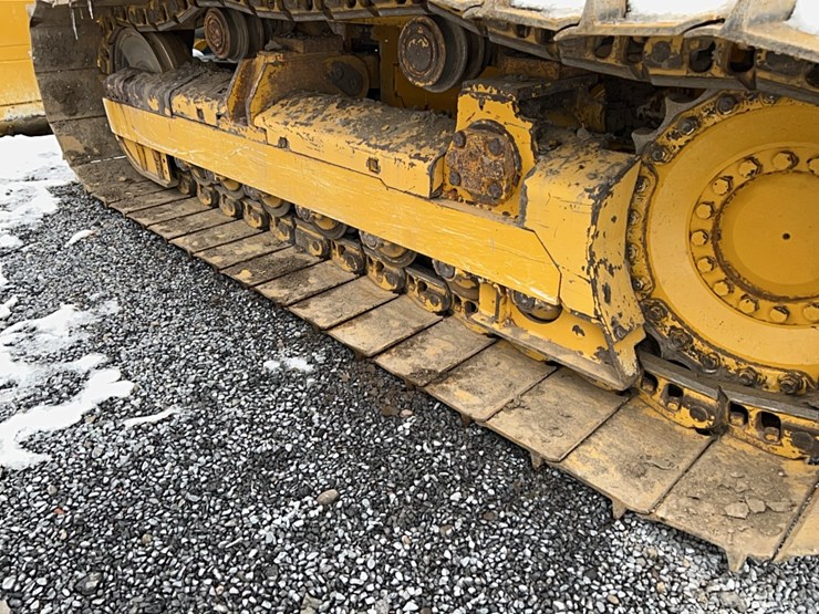 2023-deere-700l-image-16