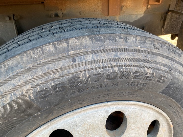 #205-•-2004-sterling-grapple-truck-(has-wi-title)-(chetek,-wi)-image-29