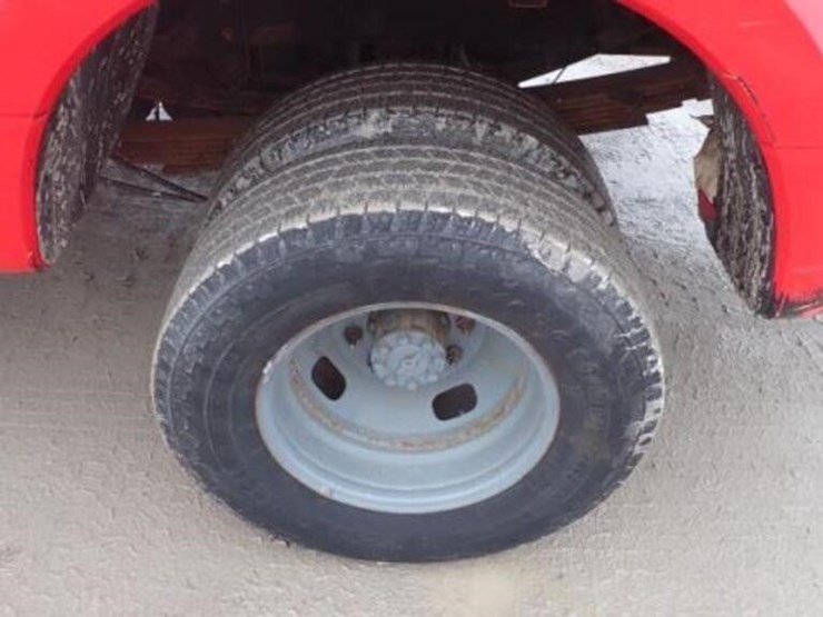 ford-f350-xlt-image-65