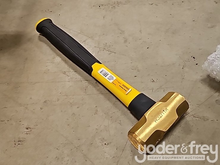 wheel-barrow,-machete-(2-of),-3lb-brass-hammer,-seep-hose,-adjustable-multi-tool-hanger,-black-&-decker-40v-weed-wacker,-trexeen-hedger-image-11