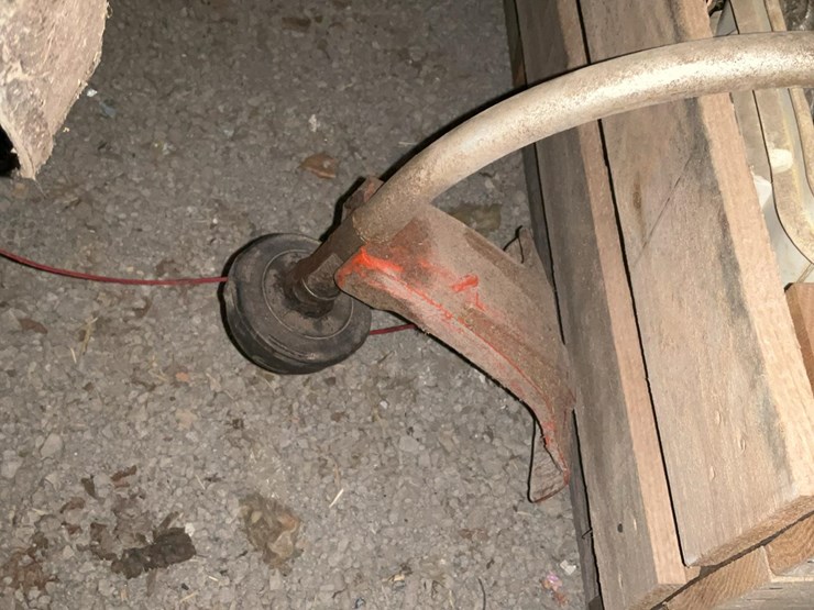 #554-•-trucker-safety-supplies-and-tools-image-6