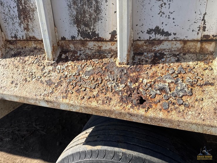 peterbilt-357-image-36